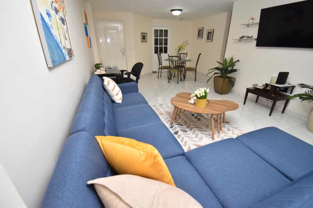 Apartamento VENTA, impecable! Amoblado, Vía Porras - photo 1