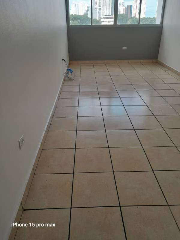 Vendo apartamento en Via España - foto 1
