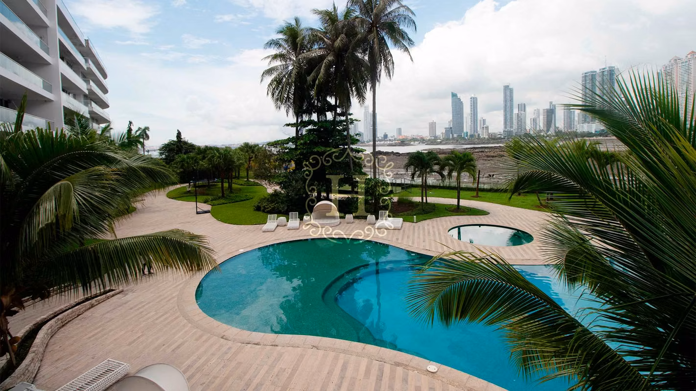 Exclusiva Residencia Frente al Mar en Miradores – Punta Paitilla - foto 1