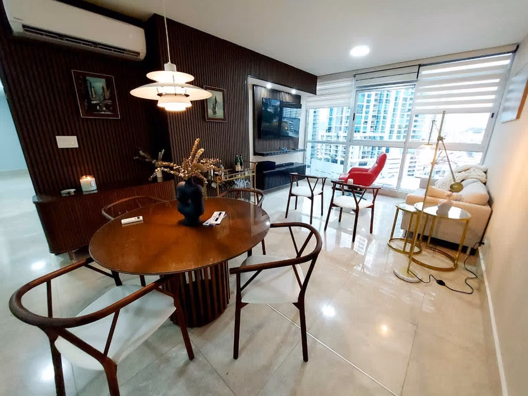 Venta o Alquiler de Apartamento en PH Costanera, Bella Vista - foto 1