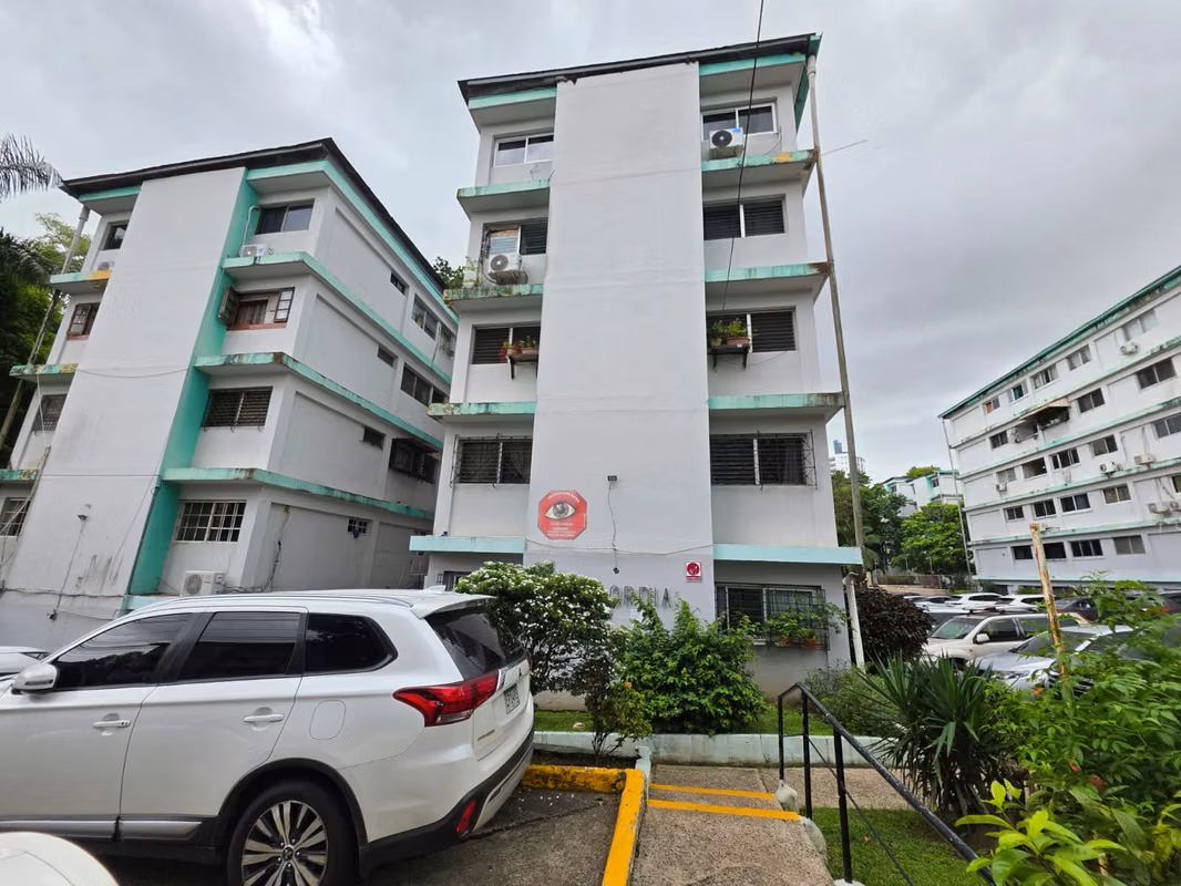 SE VENDE APARTAMENTO EN LA LOCERIA (DK) - foto 1