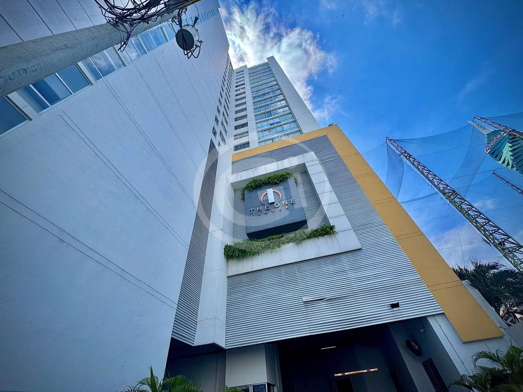 Venta Apartamento Obarrio, Amplio, Iluminado y en la mejor Ubicación. - photo 1