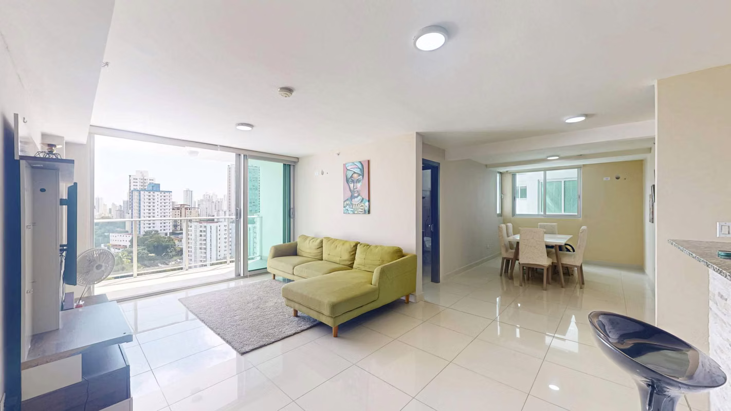 Venta de iluminado apartamento con vista a la ciudad en Midpark at Carrasquilla - photo 1
