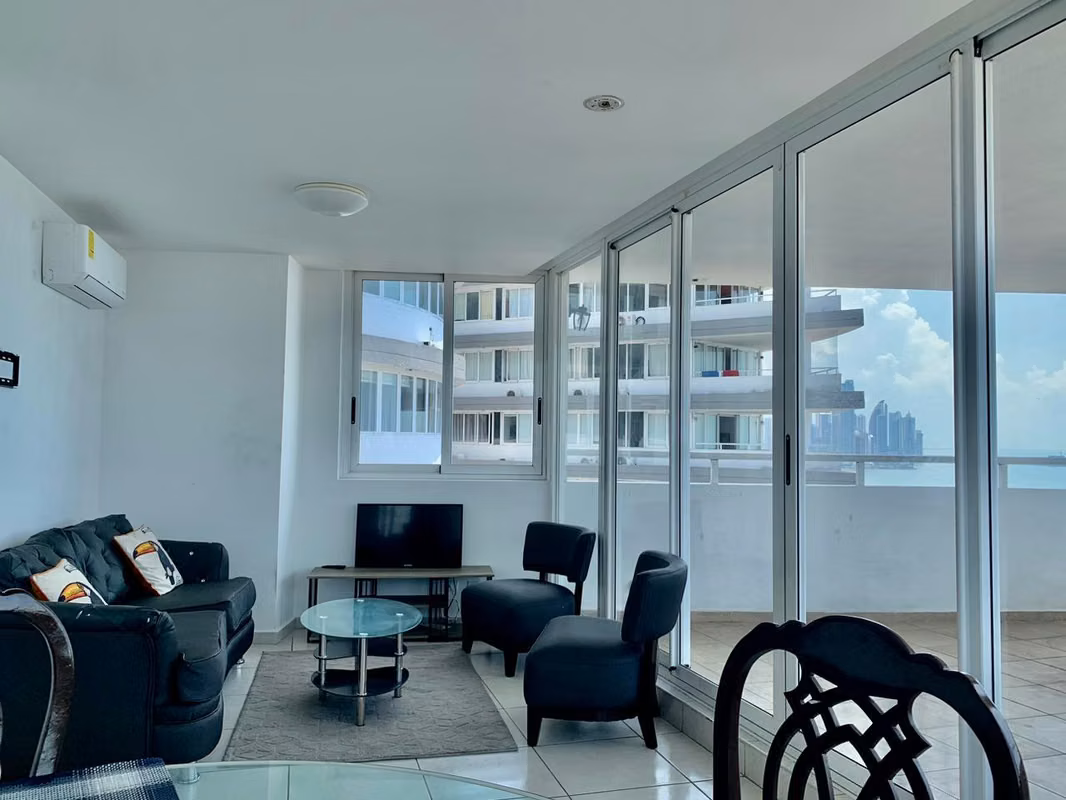 Venta de Apartamento en Avenida Balboa, PH Bay View, 105m2 - photo 1