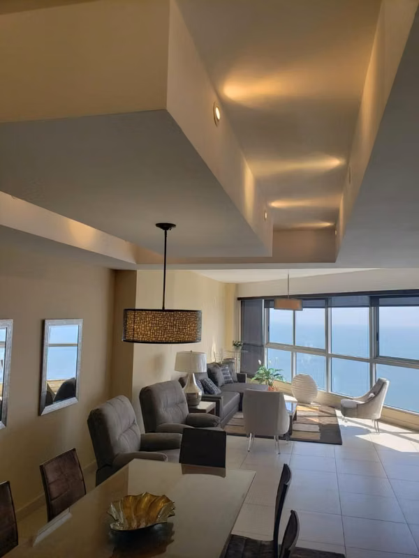 alquiler de penthouse en PH Rivage - foto 1