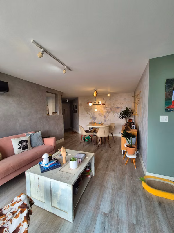 Hermoso y acogedor apartamento en Pueblo Nuevo, listo para mudarse. - foto 1