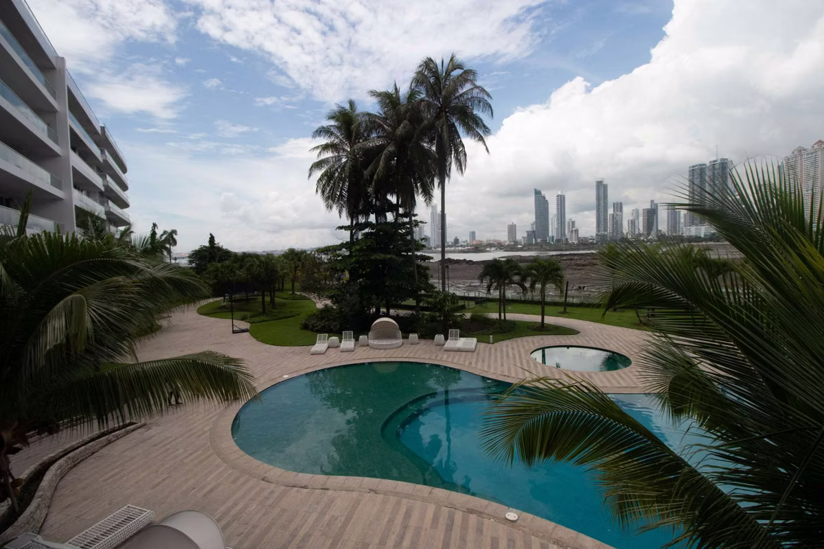 Melissa Foster Luxury Alquila apartamento en PH Miradores, Punta Paitilla - foto 1