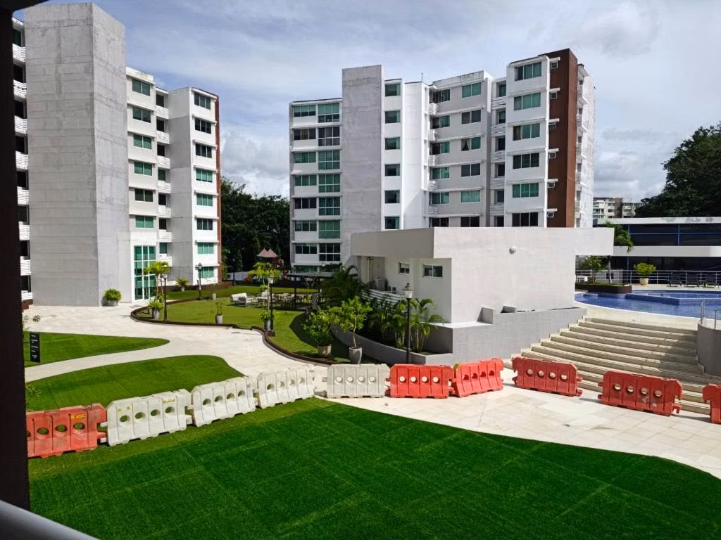 Vendo apartamento en Albrook, Forest Gate - photo 1