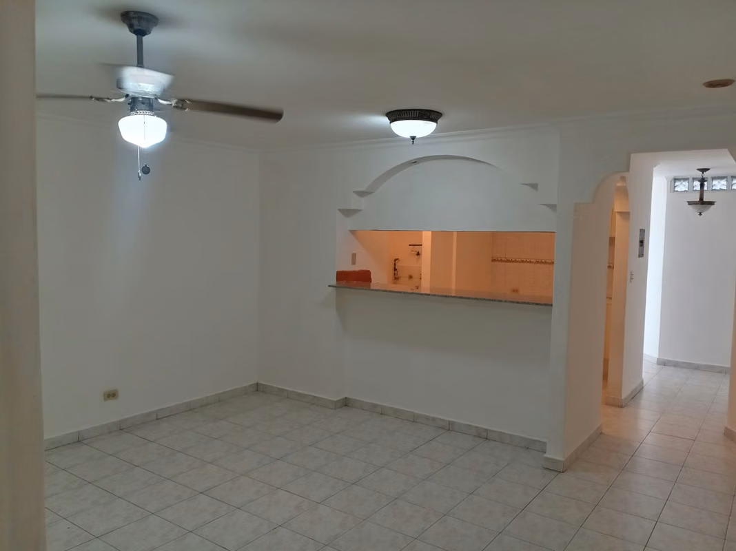 Vendo apartamento en el PH Royal Park, Parque Lefevre - foto 1