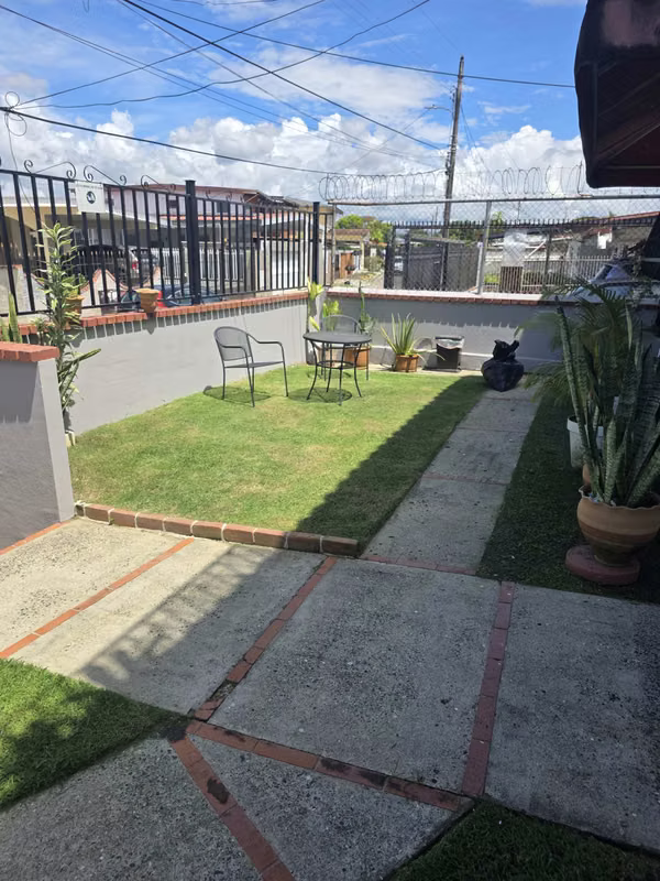 LINDO APARTAMENTO EN PLANTA BAJA CON JARDIN - photo 1