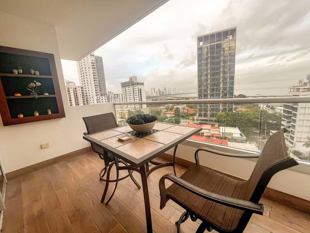 APARTAMENTO DE LUJO EN VENTA — COCO DEL MAR (IP) - foto 1