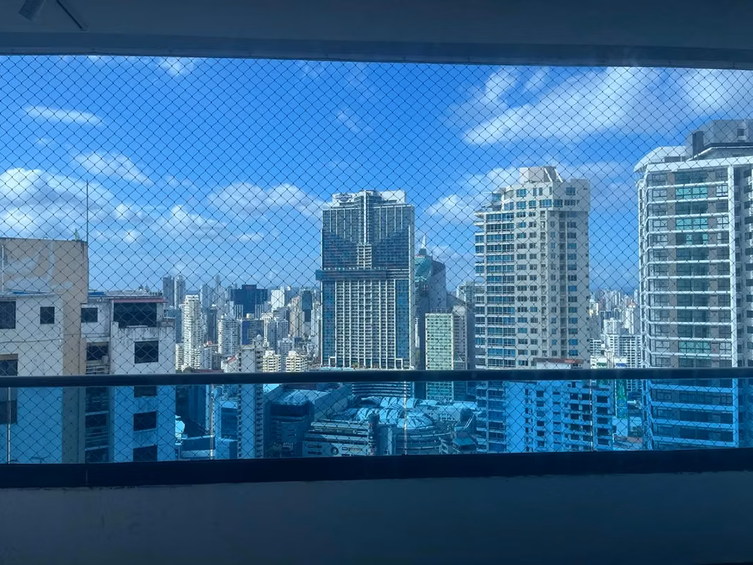 Banco vende apartamento en P.H. Deluxe Residences, San Francisco (tb) - foto 1