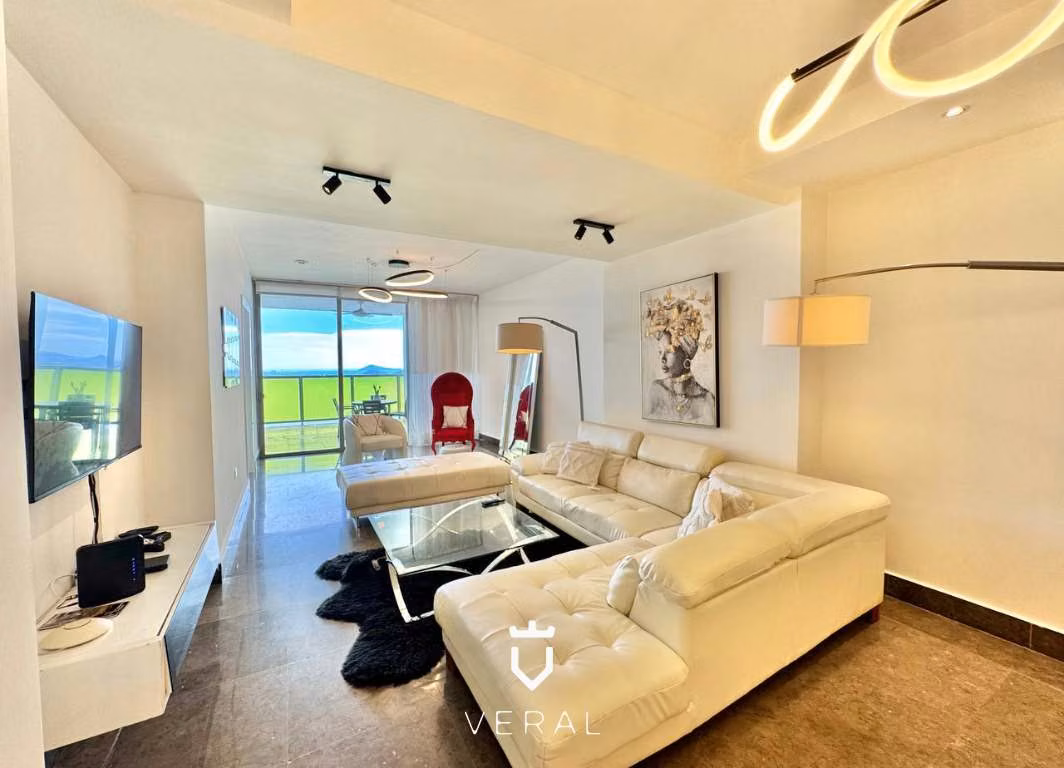 Venta de apartamento en Avenida Balboa - PH Yoo Panamá & Arts Tower (MM) - foto 1