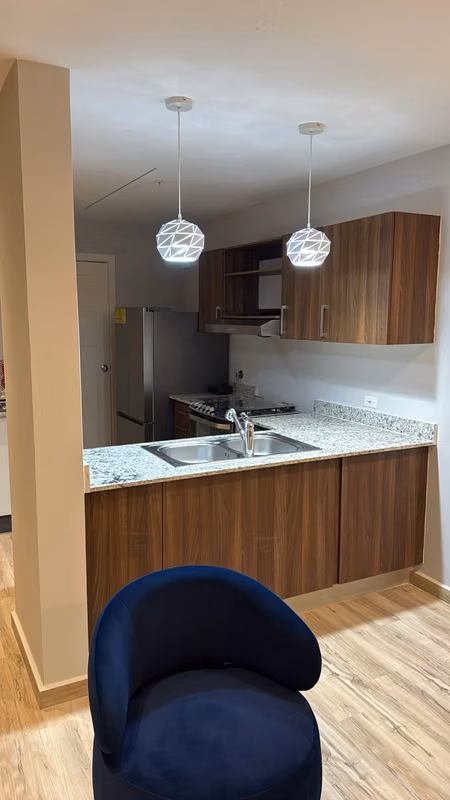 ALQUILER AMPLIO APARTAMENTO EN PUNTA PACIFICA - foto 1