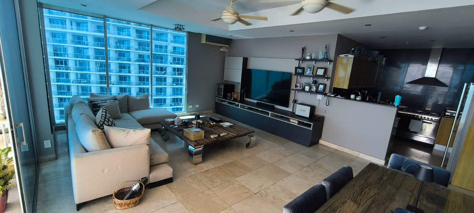 VENDO APARTAMENTO EN PH SKY AVENIDA BALBOA - photo 1