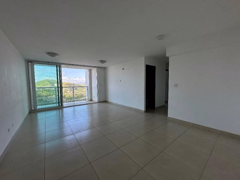 Venta Apartamento Kings Park, Condado del Rey - foto 1