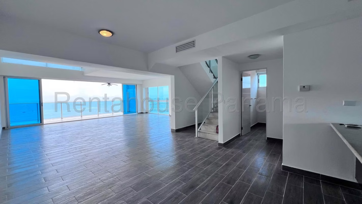 APARTAMENTO EN VENTA EN AVENIDA BALBOA. H2O ON THE OCEAN - photo 1