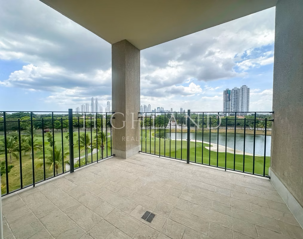 SE VENDE APARTAMENTO PH PINNACLE – THE RESERVE, SANTA MARÍA - foto 1