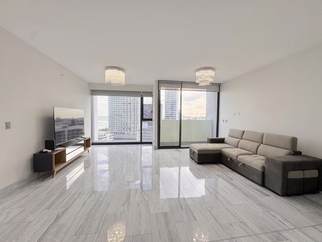 Se vende unidad en lujoso edificio en Bella Vista - photo 1