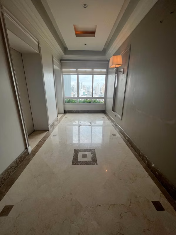 SE VENDE PENTHOUSE EN PH PANAMAR - foto 1