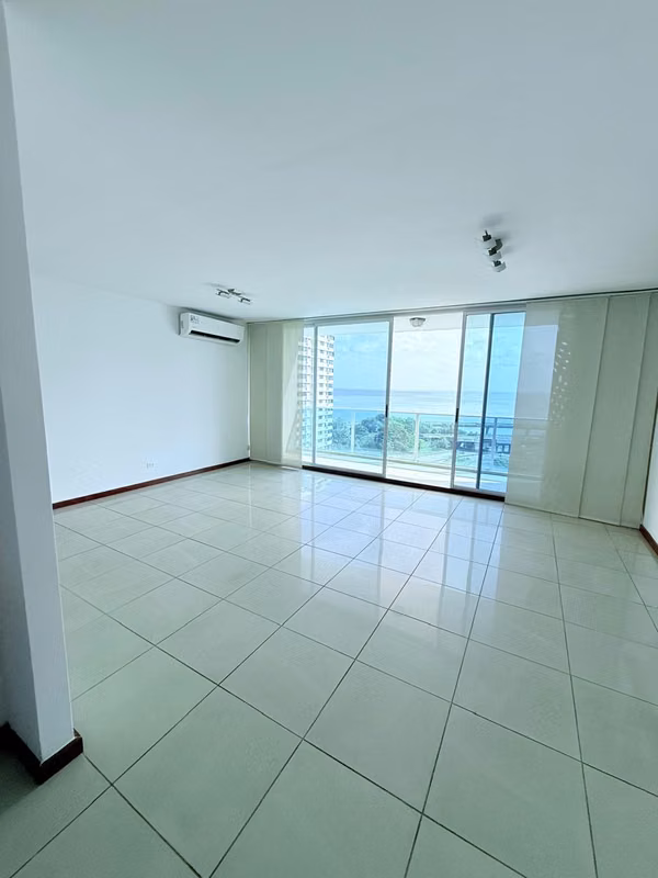 Se Vende Apartamento en P.H. CABO MARZO - foto 1