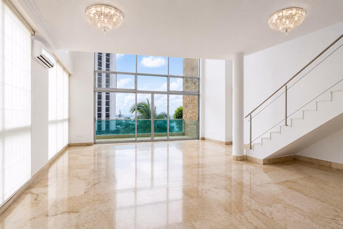 Casa dentro de un edificio boutique — 372 m² por US$533,000 - foto 1