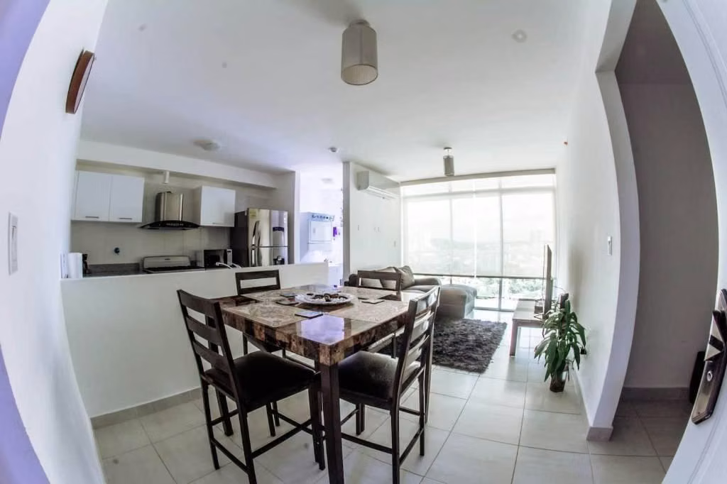 Remate por viaje de Apartamento en Vía España - Excelente Ubicación - foto 1