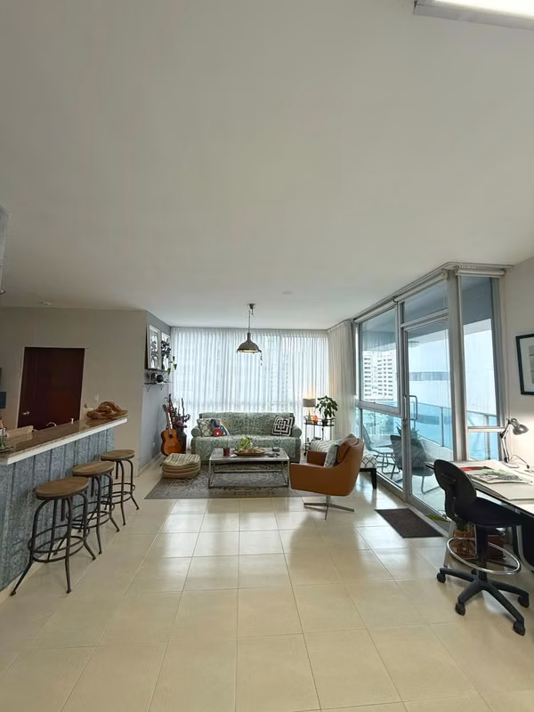 Venta de práctico y cómodo apartamento en Grandbay – Avenida Balboa - foto 1