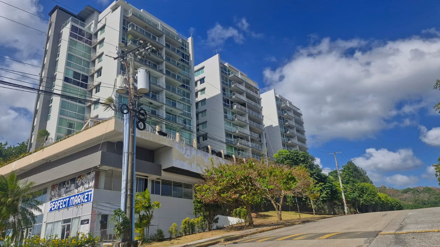 Vive en PH Pine Hills, Albrook - foto 1