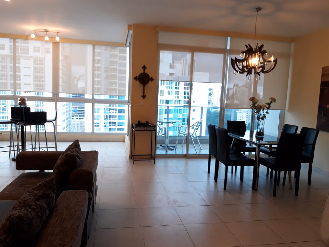 Vista panoramica, espacioso, centro de la ciudad, bonito apartamento - foto 1