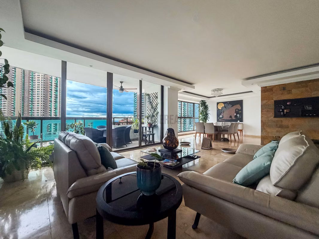 Apartamento en venta en Punta Pacífica Panamá – Amplio modelo de 3 habitaciones - foto 1
