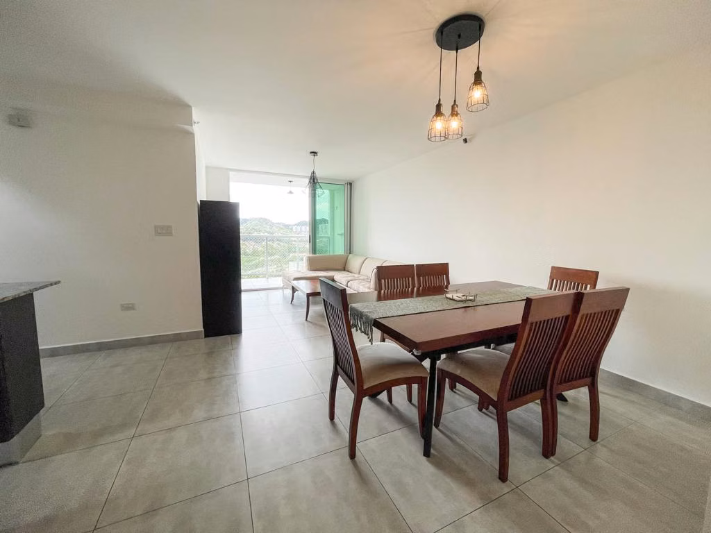 Se vende apartamento en Condado Gardens, Condado del Rey - foto 1