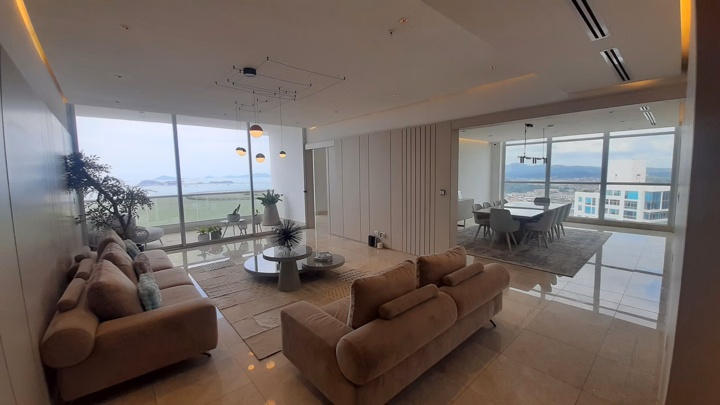Venta de Penthouse en PH Costanera, Bella Vista - foto 1