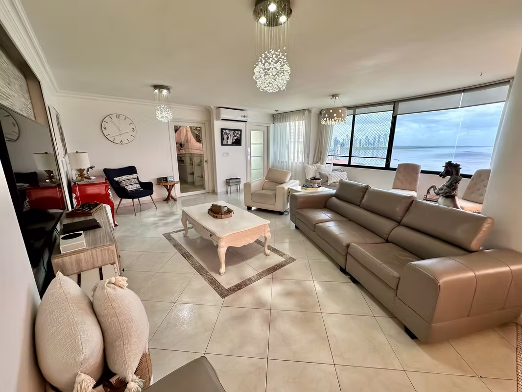 Se vende apartamento en frente al mar, Coco del Mar, PH Horizonte - photo 1