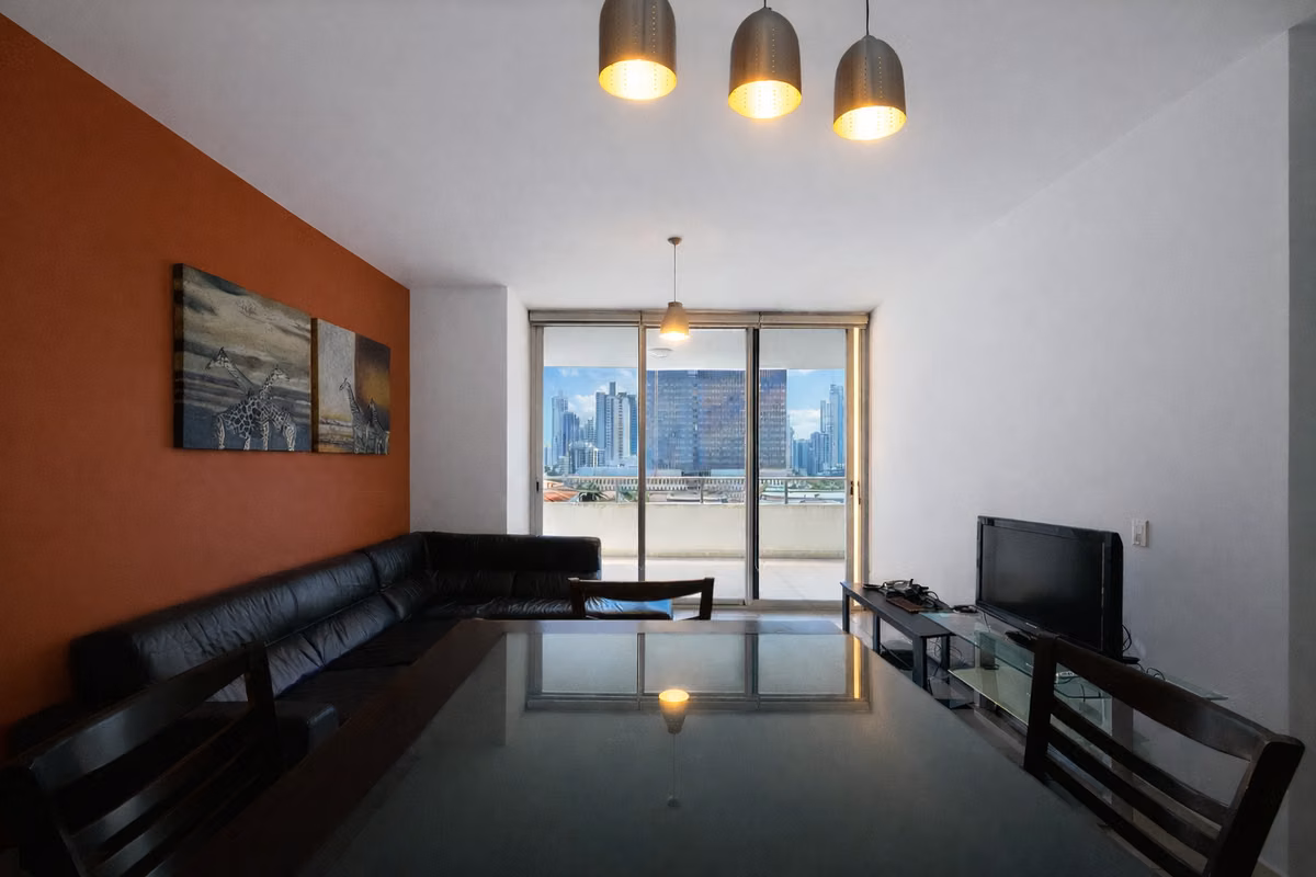 VENTA DE APARTAMENTO EN AVENIDA BALBOA - foto 1