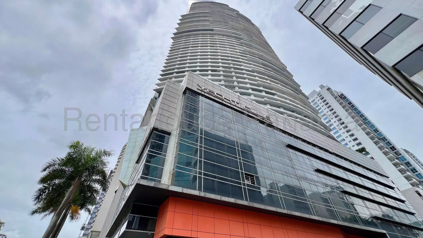 Apartamento en Venta en Avenida Balboa | 147 m² | Icónico PH Yacht Club Tower - foto 1