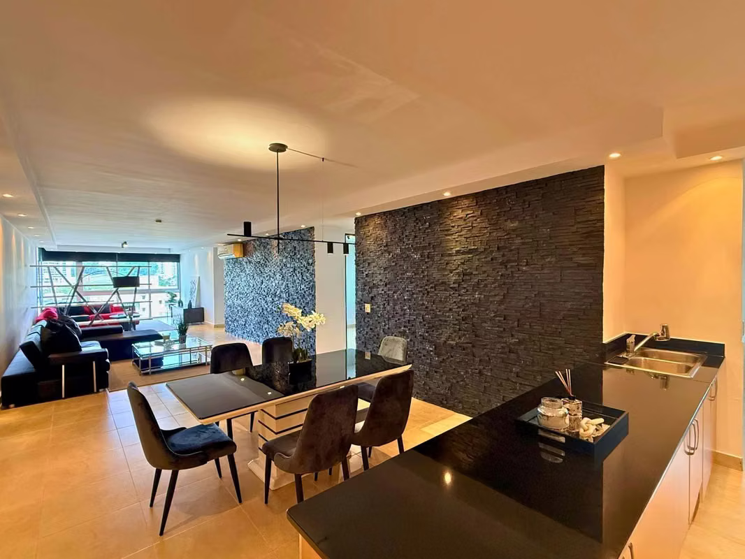 El cangrejo , VENTA Apartamento Amueblado  y Decorado. - foto 1