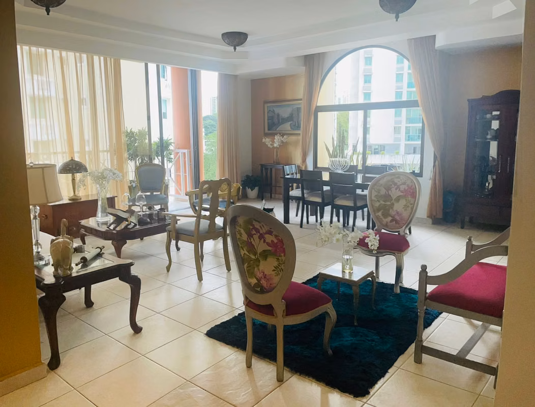 Se Vende Amplio apartamento de 175m² en El Carmen | - photo 1