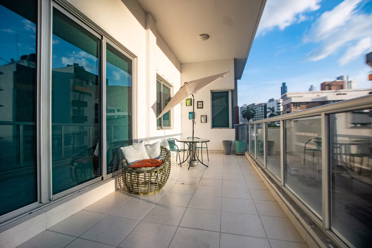 Vendo P.H Miro a una cuadra del Hotel El Panamá $265,000 - foto 1