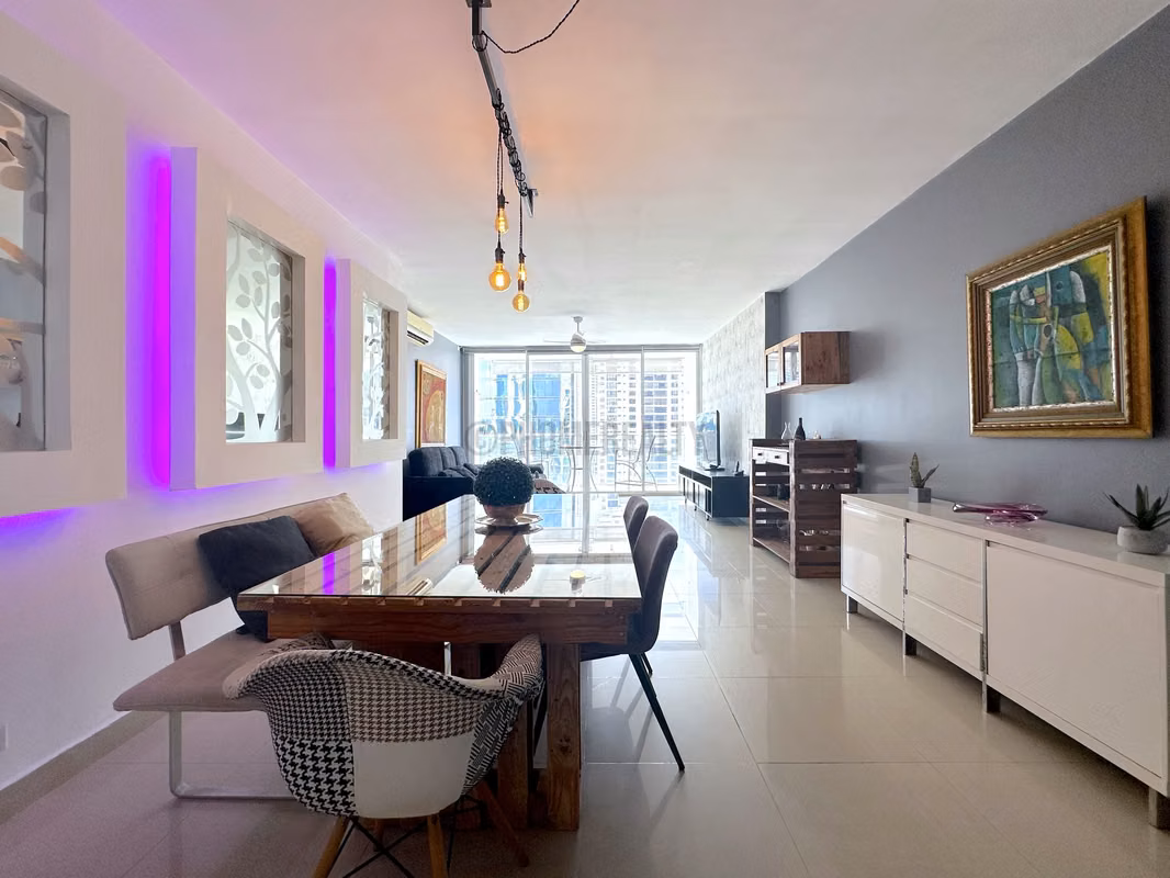 Apartamento muy bien ubicado en Obarrio para la renta - foto 1