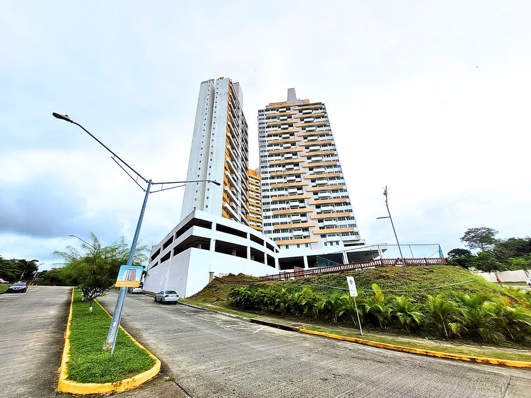 APARTAMENTO EN ALQUILER EN MYSTIC VALLEY, SAN MIGUELITO - foto 1