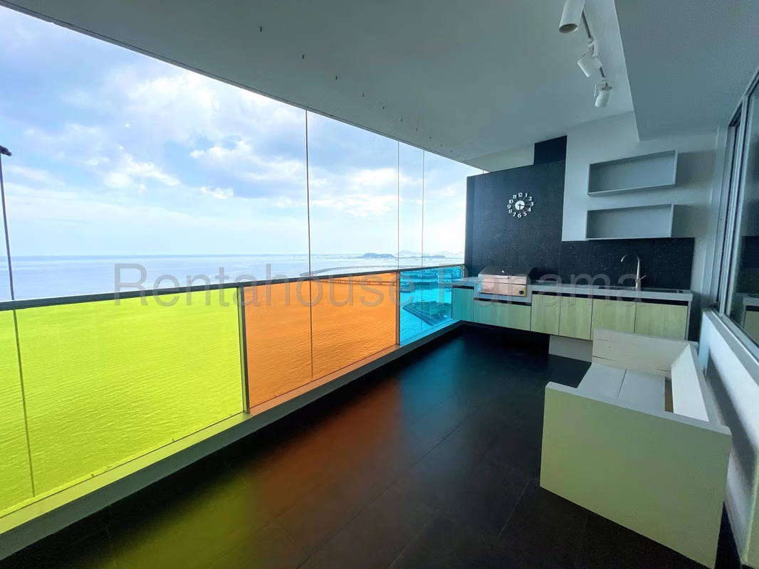 Apartamento en Venta en Avenida Balboa. ELEMENT - foto 1