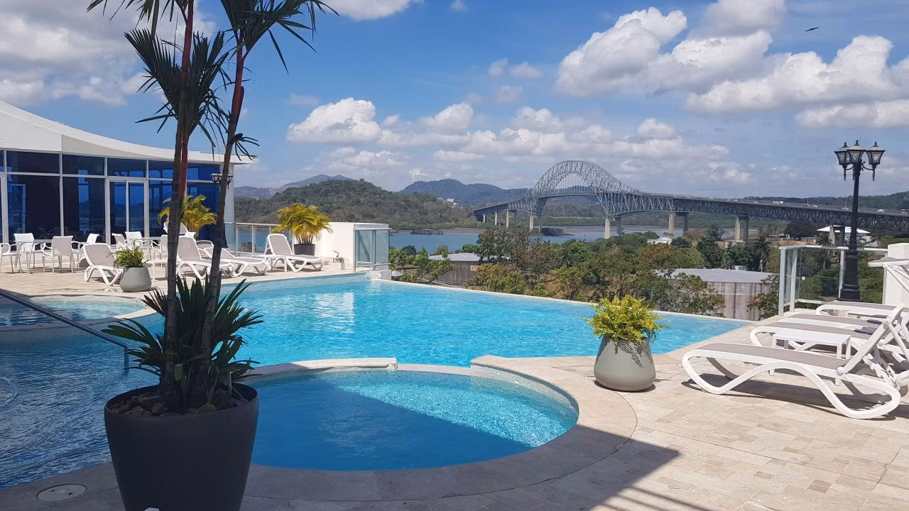GANGA! $1370/m2 3 rec 3 ba en PH The Bridge Amador cercano a Albrook, Clayton, Ancon, Balboa - foto 1