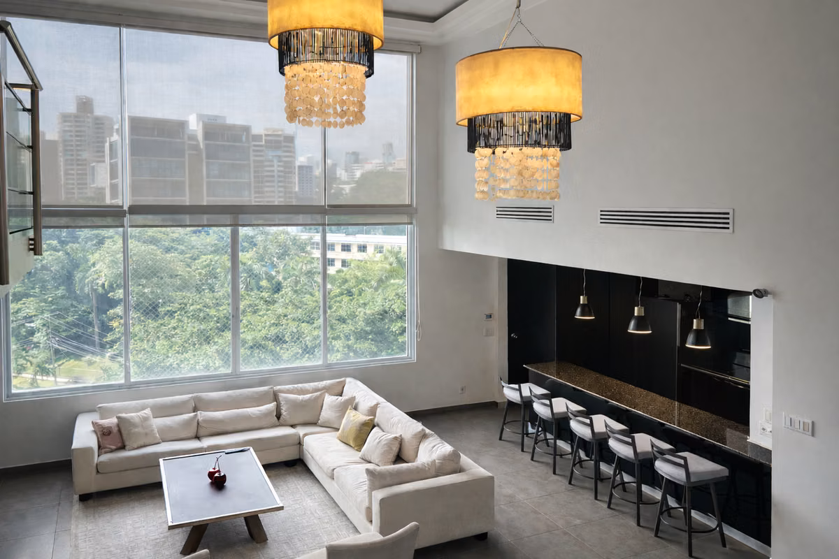 Loft 200 m² | Doble altura + espacio real | Remodelado | $365K - foto 1