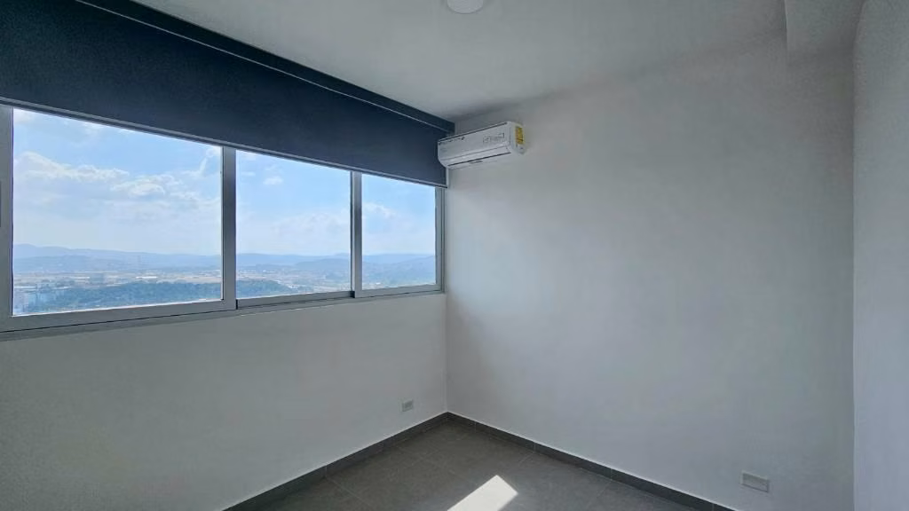 Alquilo o vendo Apartamento en PH Signature Point - photo 1