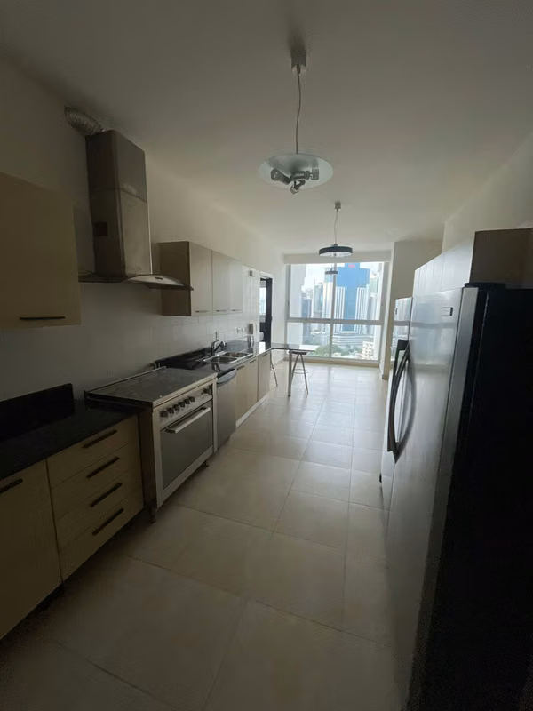 Alquilo Amplio apartamento en PH Marabierto | Marbella - foto 1