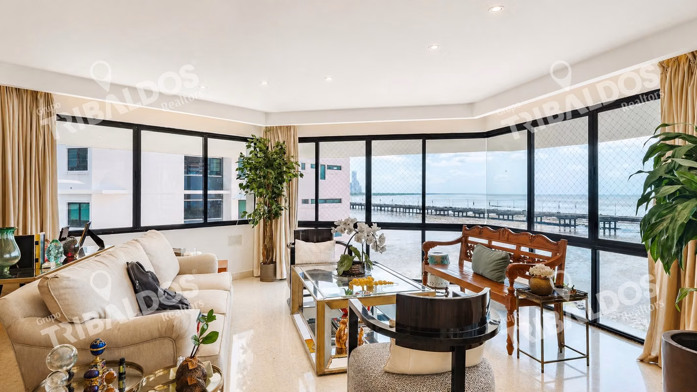 Alquiler de Apartamento en PH Marina del Rey, Coco del Mar, frente al mar - foto 1