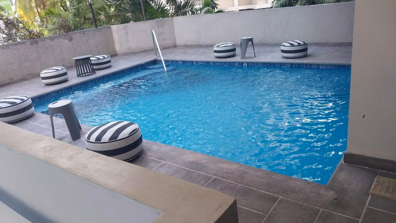 ¡Alquila tu próximo hogar en Marbella! - foto 1
