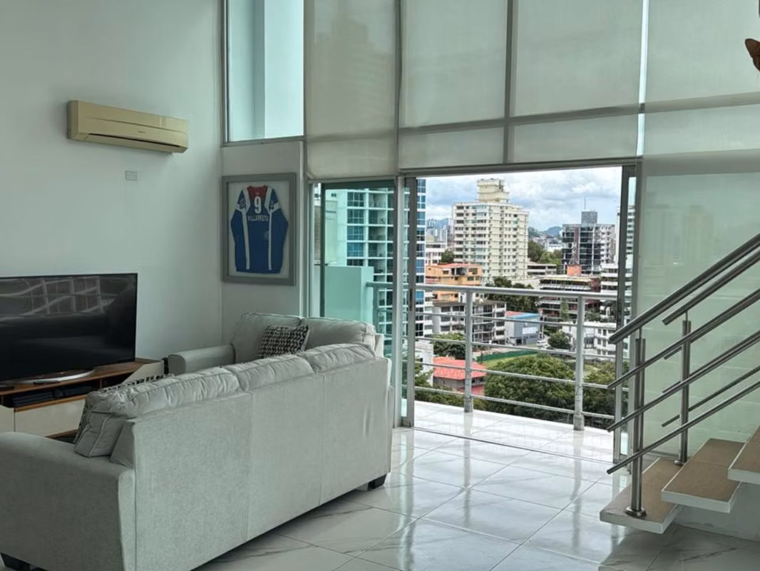 VENTA DE APARTAMENTO TIPO LOFT EN PH MEDITERRÁNEO, EL CANGREJO (10) - foto 1
