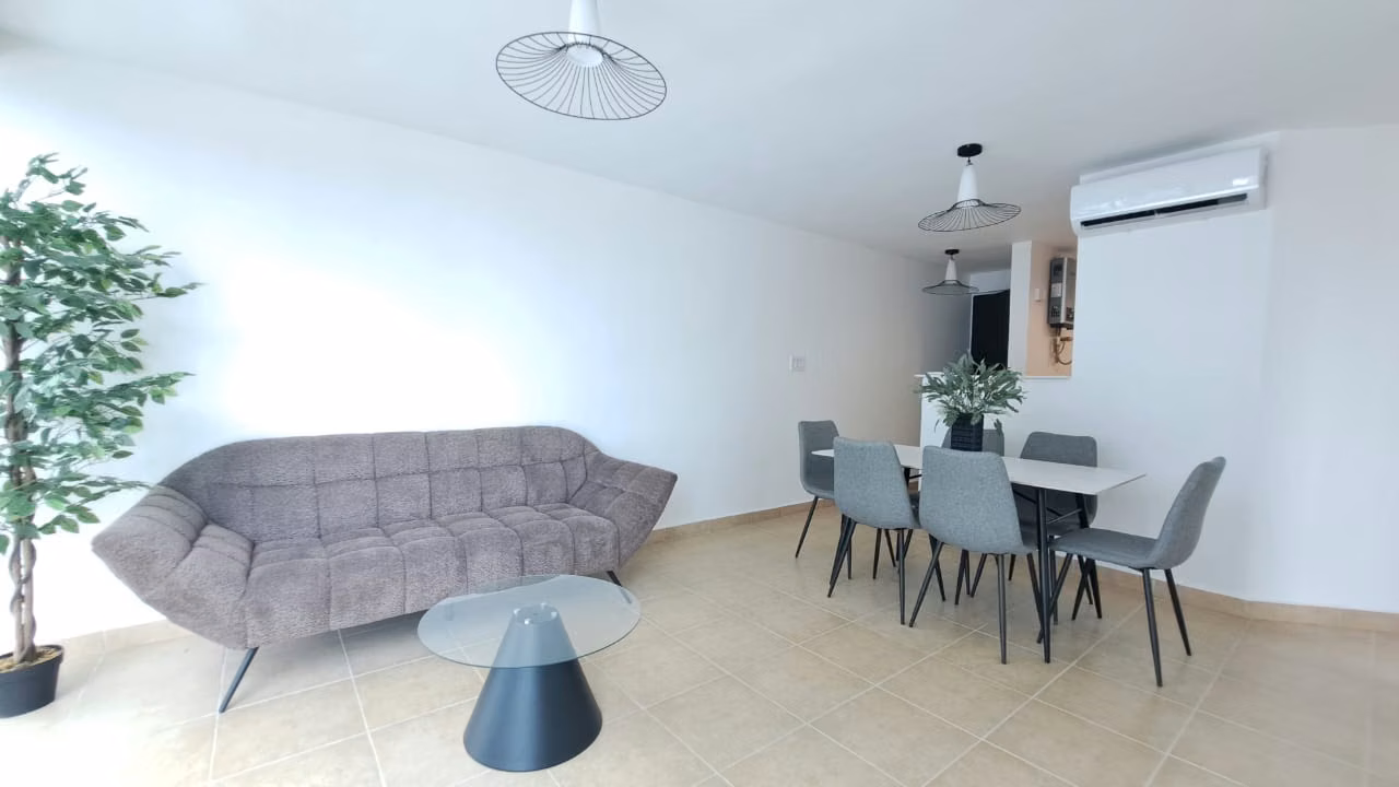 ¡VIVE A PASOS DEL PARQUE OMAR! Apartamento Como Nuevo en Carrasquilla - foto 1